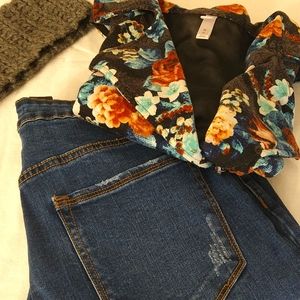 ✨Floral office vest 🌸🌺